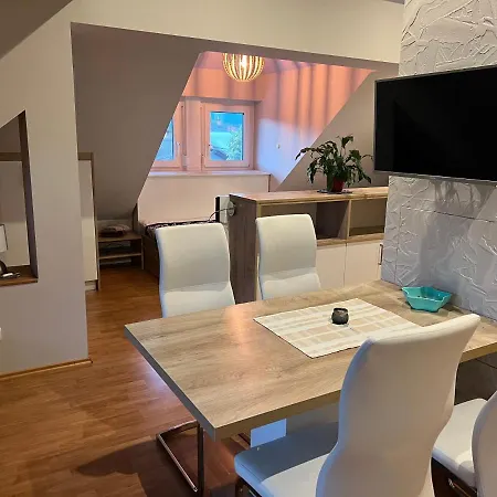Vila Lesce Apartments Apartman Lesce