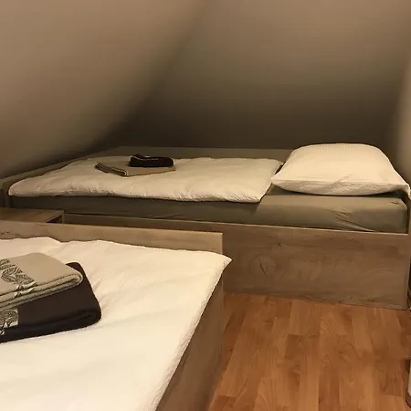 Vila Lesce Apartments Apartman *