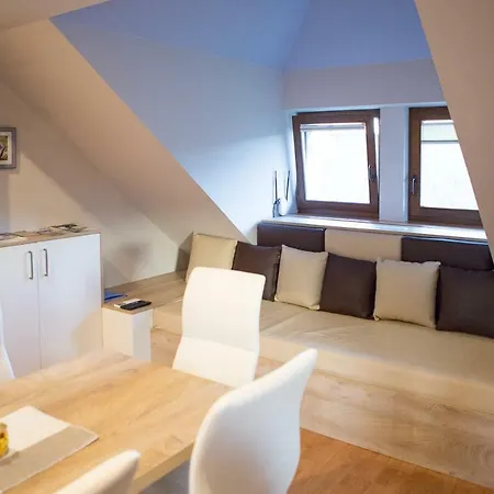 Vila Lesce Apartments Lesce