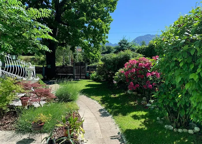 アパート With Heated Outdoor Pool