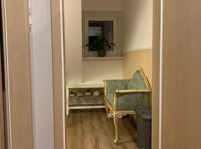 With Heated Outdoor Pool アパート レスツェ